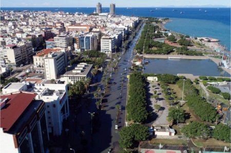 Уровень моря в турецком Искендеруне поднялся после землетрясений, жителей эвакуируют