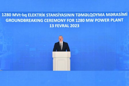 Президент Азербайджана принял участие в церемонии закладки фундамента ТЭС
