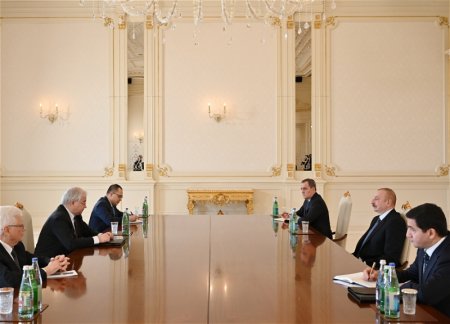 Ильхам Алиев принял спецпредставителя МИД РФ по нормализации азербайджано-армянских отношений