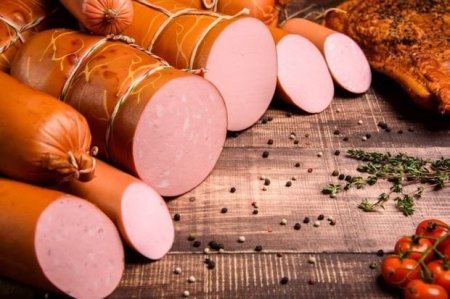 Специалист рассказал о составе местной колбасы 