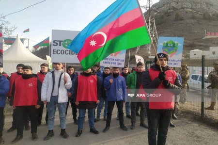 Мирная акция на дороге Ханкенди - Лачын продолжается 80 дней