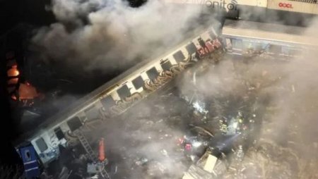 В Греции столкнулись два поезда: десятки погибших - ФОТО В Греции столкнулись два поезда: десятки погибших - ФОТО