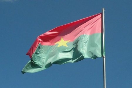Власти Буркина-Фасо расторгли 60-летний военный договор с Францией