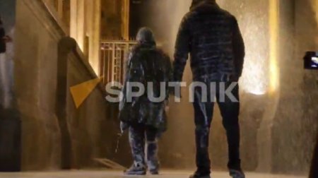 В Тбилиси начался штурм парламента 