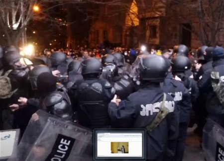 МВД: На акции протеста в Тбилиси пострадали около 50 полицейских