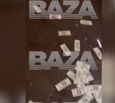 На прохожих в Москве обрушился "денежный дождь" 