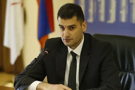 Мэр Еревана заявил об отставке