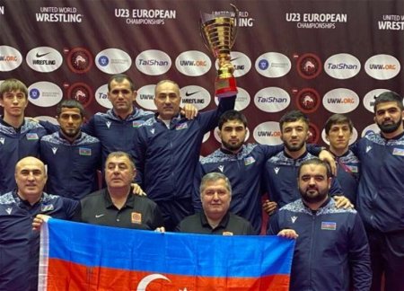 Сборная Азербайджана по вольной борьбе заняла первое место на чемпионате Европы