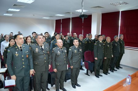 Награжден военно-медицинский персонал ВС Азербайджана, оказывавший помощь в Кахраманмараше 