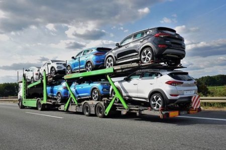 В Госкомтаможни объяснили процедуру ввоза автомобилей, подпадающих под новое постановление