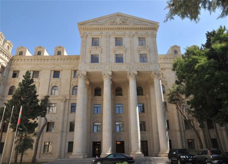 МИД Азербайджана ответил Иранy