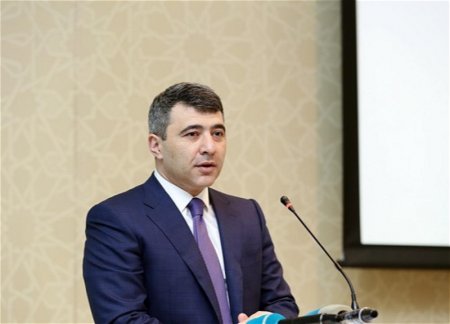 Милли Меджлис утвердил кандидатуру Инама Керимова на должность судьи Верховного суда