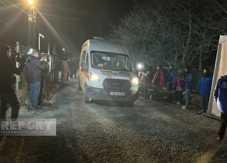 Азербайджанские врачи на дороге Ханкенди-Лачин оказали помощь армянской жительнице Карабаха