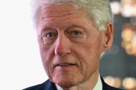 Клинтон выразил сожаление, что убедил Украину отказаться от ядерного оружия в 1994 году