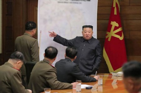 Лидер КНДР отдал приказ увеличить численность армии в короткий срок