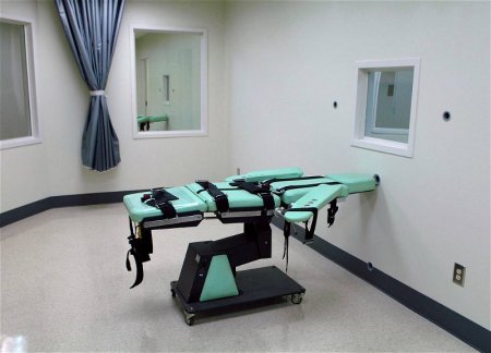 В США отложили проведение трех казней из-за дефицита смертельных инъекций