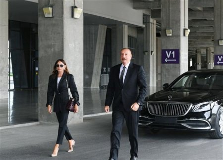 Ильхам Алиев и Мехрибан Алиева приняли участие в открытии новой школы в Нефтчалинском районе