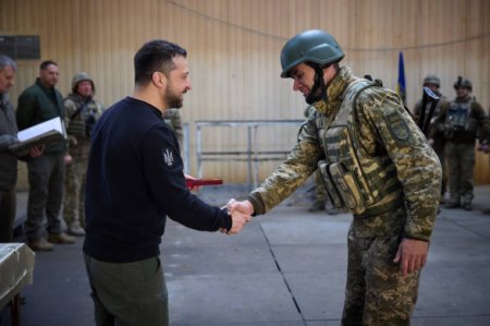 Зеленский на передовой в Донецкой области