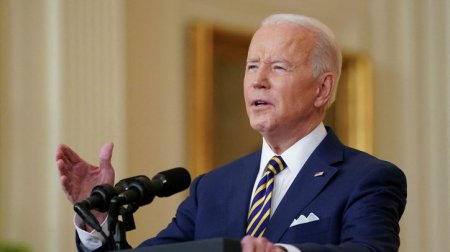 Байден заявил, что на посту президента США больше выполняет приказы, чем отдает их