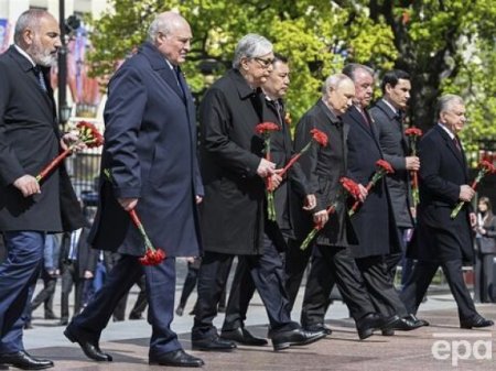 «Недружественный шаг»: Киев недоволен визитом в Москву на 9 мая лидеров стран СНГ