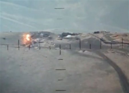 Азербайджанская армия уничтожает армянский КамАЗ с личным составом