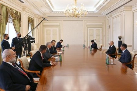 Президент Ильхам Алиев принял председателя парламента Словакии