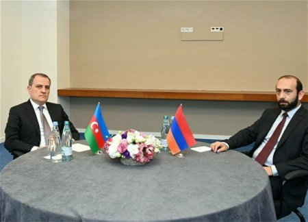 В Москве завершилась встреча глав МИД Азербайджана и Армении