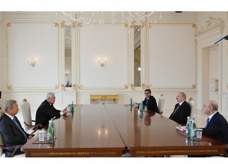Президент Ильхам Алиев принял президента Всемирной федерации таэквондо