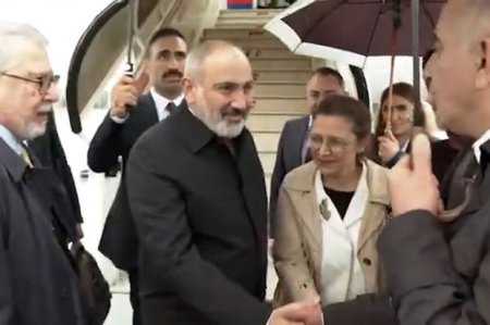 Чавушоглу встретил Пашиняна 