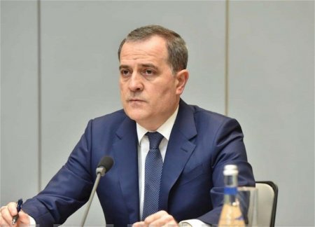 Глава МИД Азербайджана поздравил новоназначенного турецкого коллегу