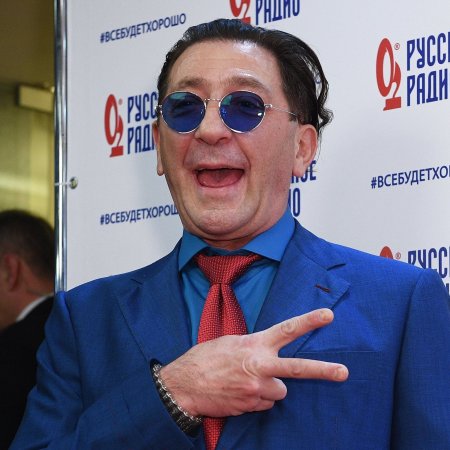 Лепс и Басков пообещали платить по ₽1 млн за каждый подбитый танк ВСУ