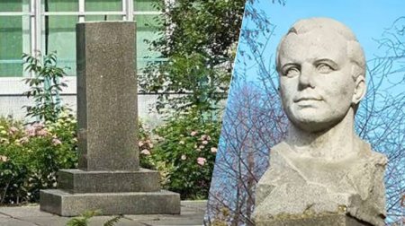 В Киеве демонтировали бюст Юрия Гагарина