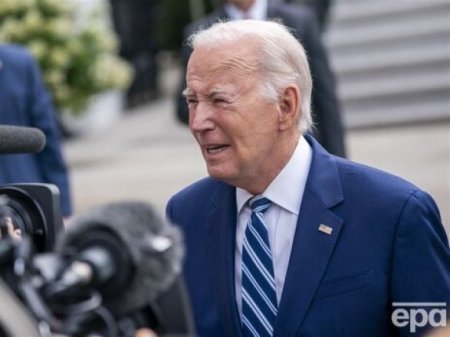 У Байдена заметили необычные следы на лице