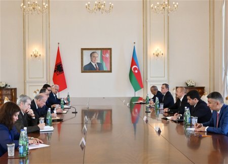 Президент Ильхам Алиев: Политический диалог между Азербайджаном и Албанией отличается очень хорошей динамикой