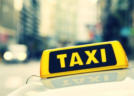 В Азербайджане утверждены новые госпошлины на деятельность такси