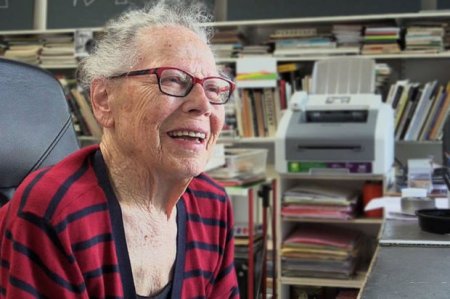 99-летняя художница Вера Молнар продала NFT-коллекцию за 1,2 млн долларов - ФОТО