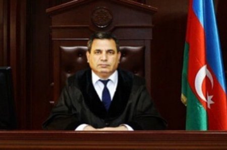 Судья Бакинского суда по тяжким преступлениям отправлен на пенсию