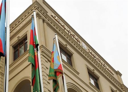 Военные атташе проинформированы о незаконной деятельности армянских военных - минобороны Азербайджана