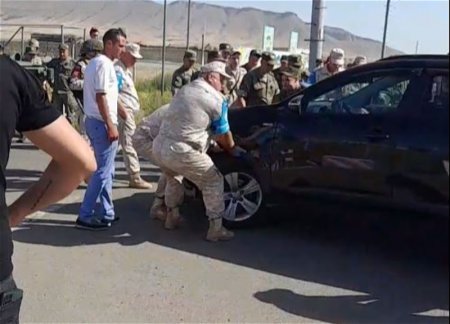 Армяне в Карабахе заблокировали штаб российских миротворцев