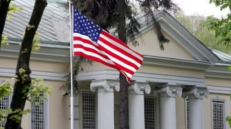 Американцев призывают срочно покинуть Беларусь