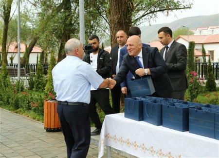 Переселившимся в Забух 20 семьям вручены ключи от квартир 