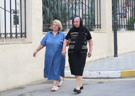 Еще 52 жителя Лачина выехали в родные края