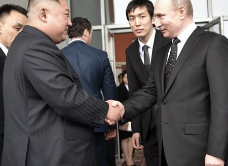 Ким Чен Ын заявил Путину о «священной борьбе России за безопасность»