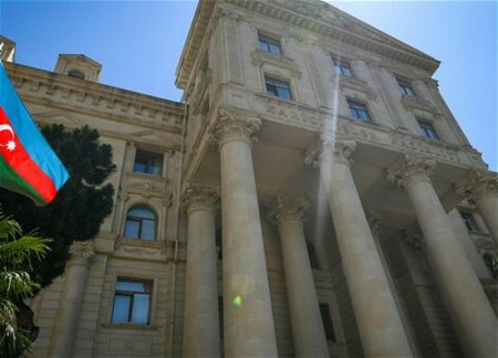 В МИД прошел брифинг по текущей ситуации в регионе для аккредитованных в Азербайджане дипломатов