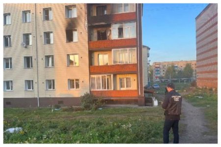 Россиянка сбросила с балкона четырехлетнего ребенка, спасая его от огня
