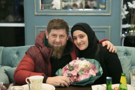 24-летняя дочь Рамзана Кадырова получила должность вице-премьера Чечни