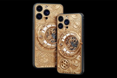 В России показали эксклюзивный iPhone с зубом тираннозавра