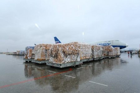 Азербайджан снова направил гумпомощь Украине