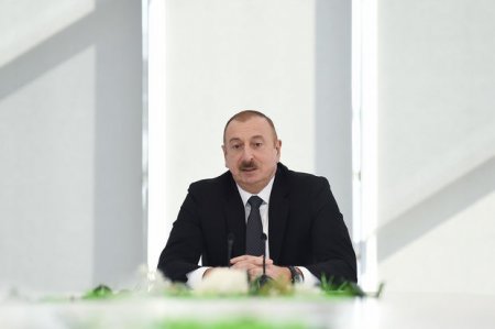 Президент выделил 14 млн манатов на продолжение работ по строительству связки автодороги Агбенд с Ираном