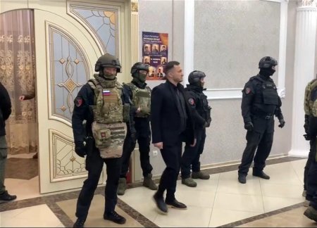 В Санкт-Петербурге полицейские прервали азербайджанскую свадьбу